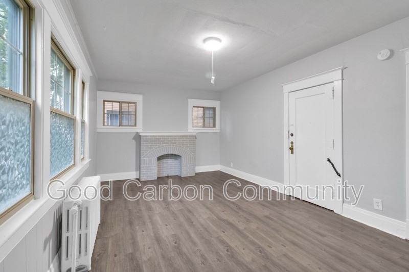 2724 Main St #13 - Photo 3 of 12