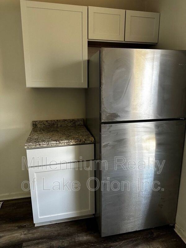 6871 Continental Ave - Photo 3 of 17