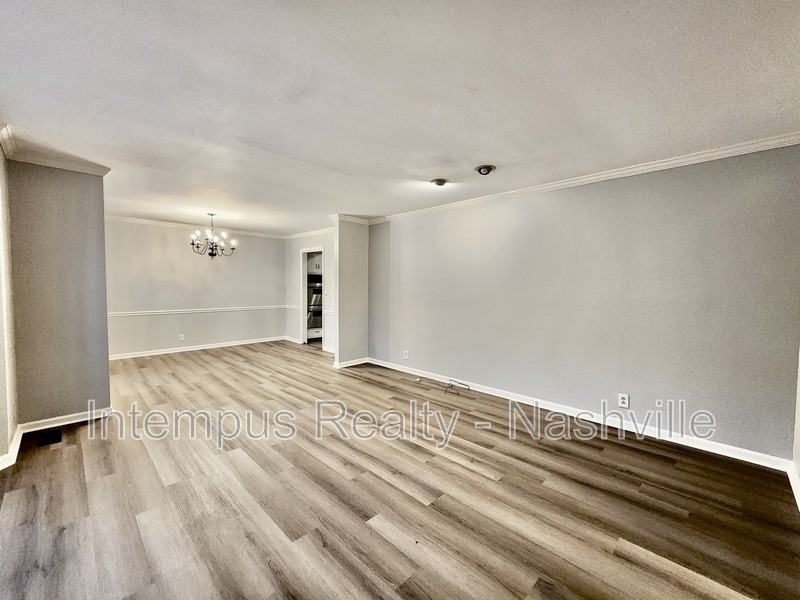 8124 Devens Dr - Photo 3 of 50