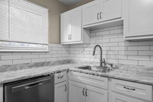 featured image of 5 Boles Ave