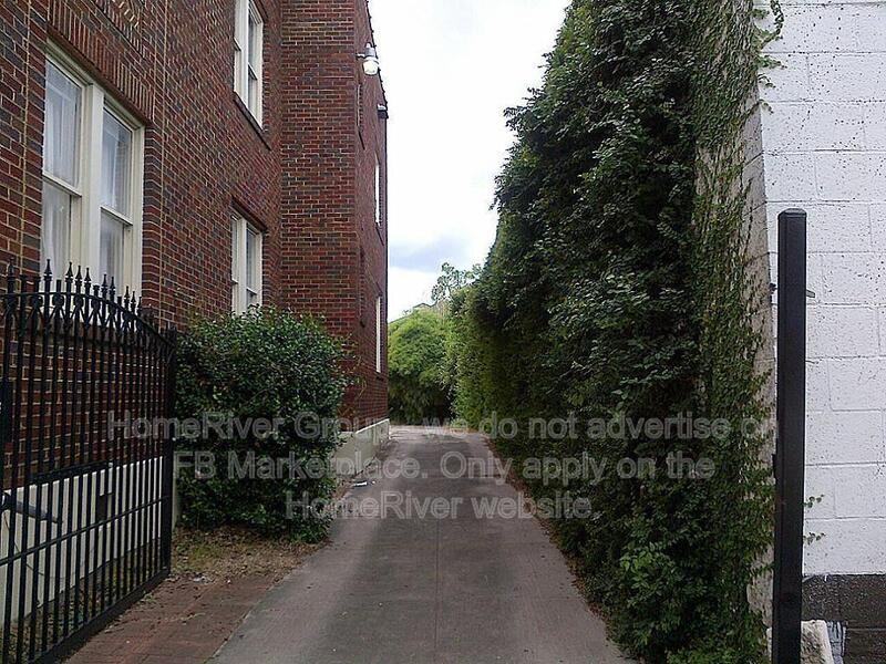 3408 Crawford Street #4 - Photo 4 of 17