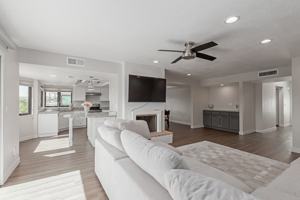 featured image of 8175 E Del Cuarzo Dr