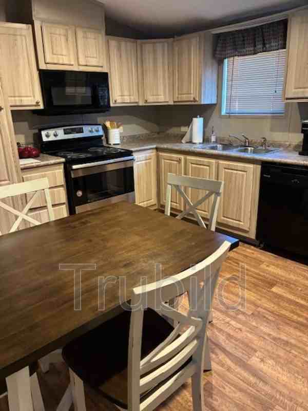 453 Kasey Cir #453 - Photo 2 of 3