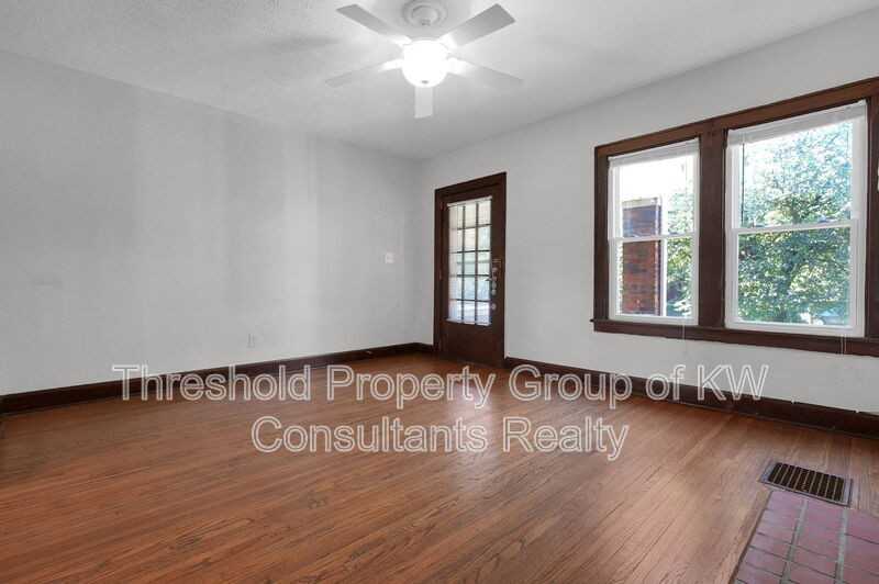 1126 Northwest Blvd - Photo 3 of 24