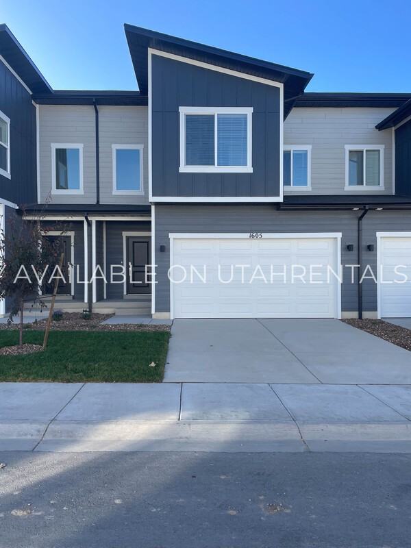 1605 W Charmer Ln #1435 - Photo 2 of 40