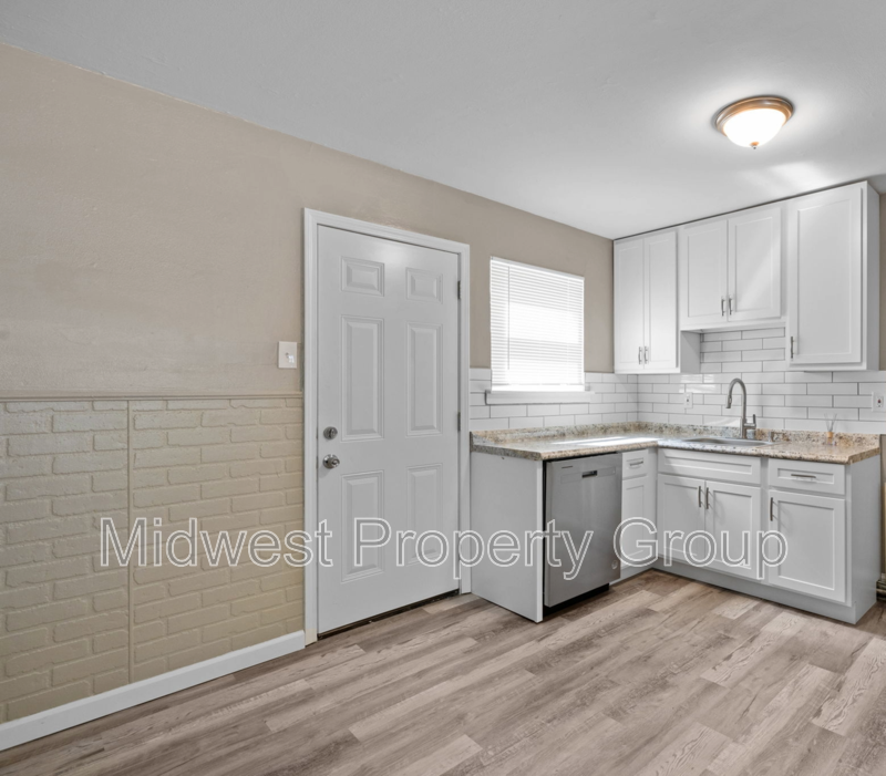 23 Juno Dr - Photo 3 of 17