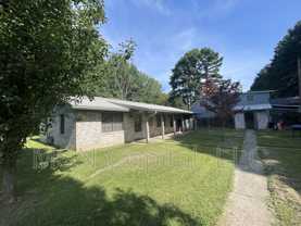 1302 Plummer Dr #F - Photo 1 of 1