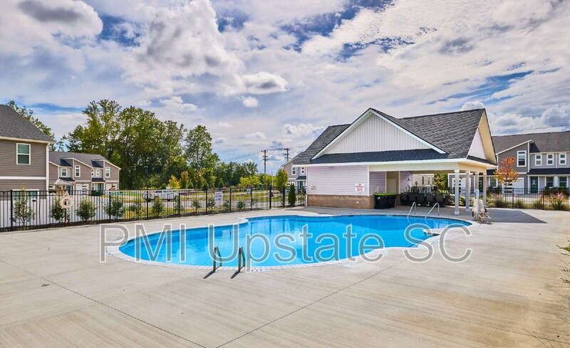 1290 Westgate Village Dr - Photo 2 of 29
