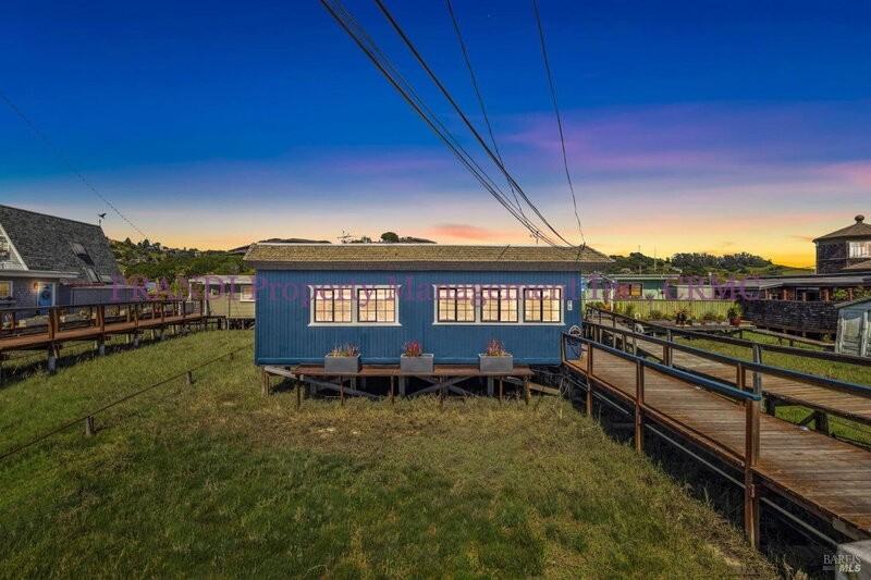 35 Greenbrae Boardwalk - Photo 3 of 25