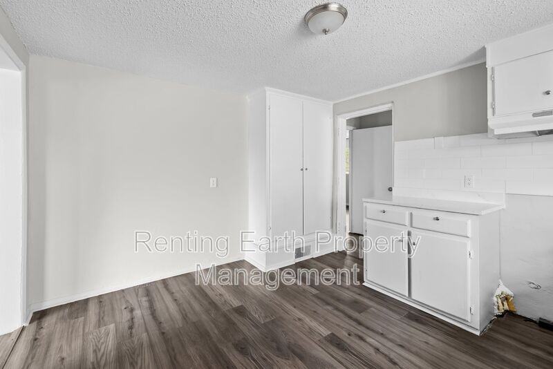 1908 14th Pl Sw - Photo 6 of 18