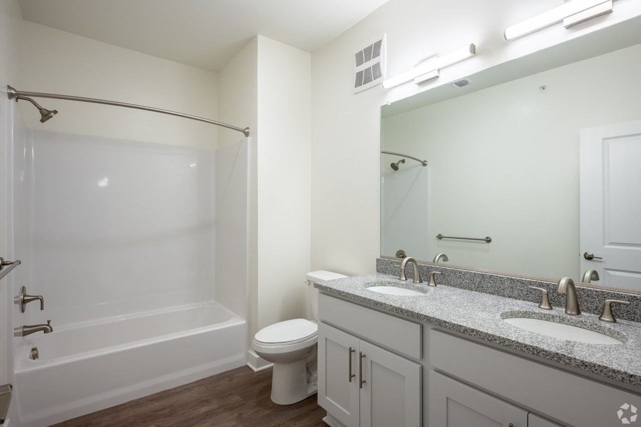 Sherwood Apartment Homes - Photo 4 of 50