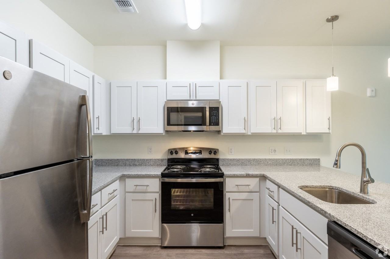 Sherwood Apartment Homes - Photo 2 of 46