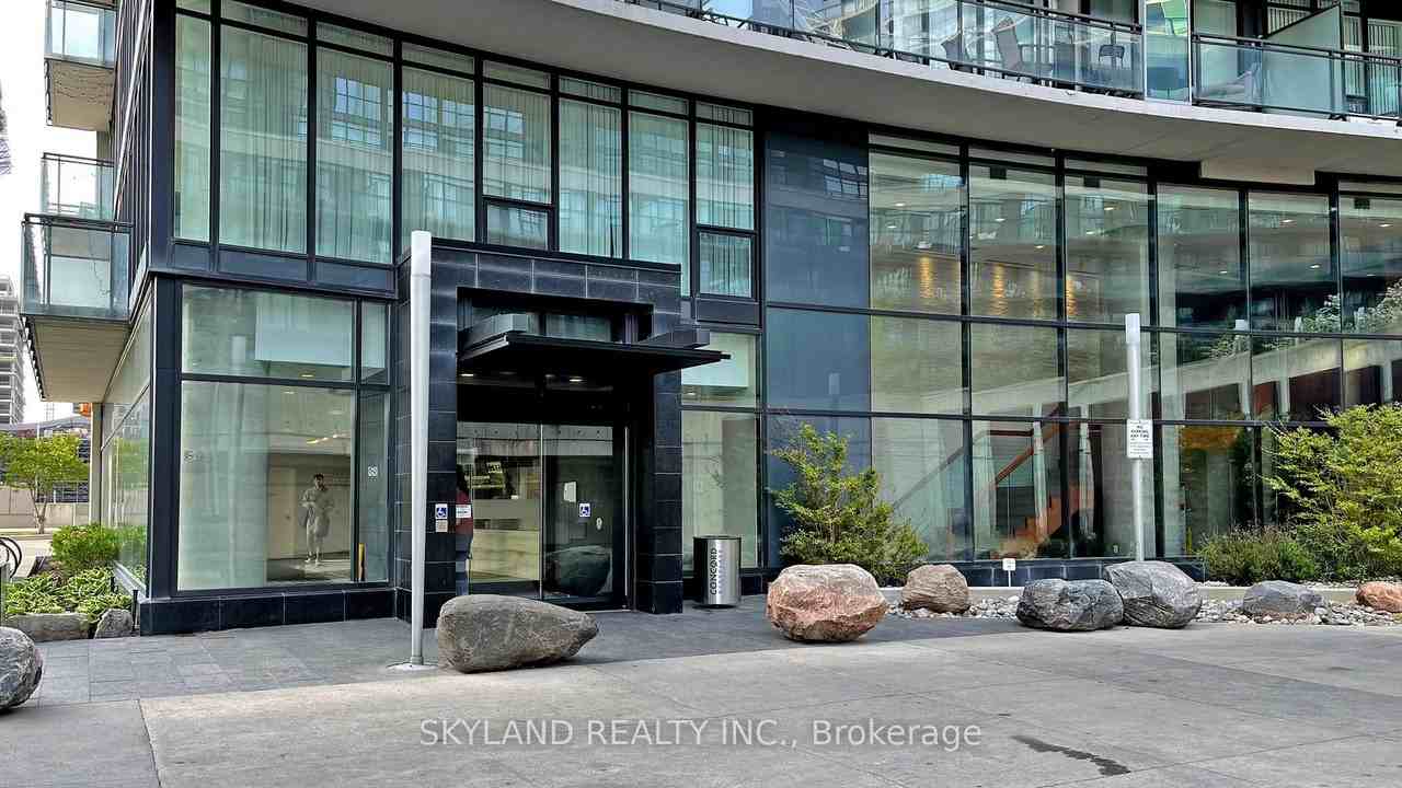 1701-25 Capreol Court #2906