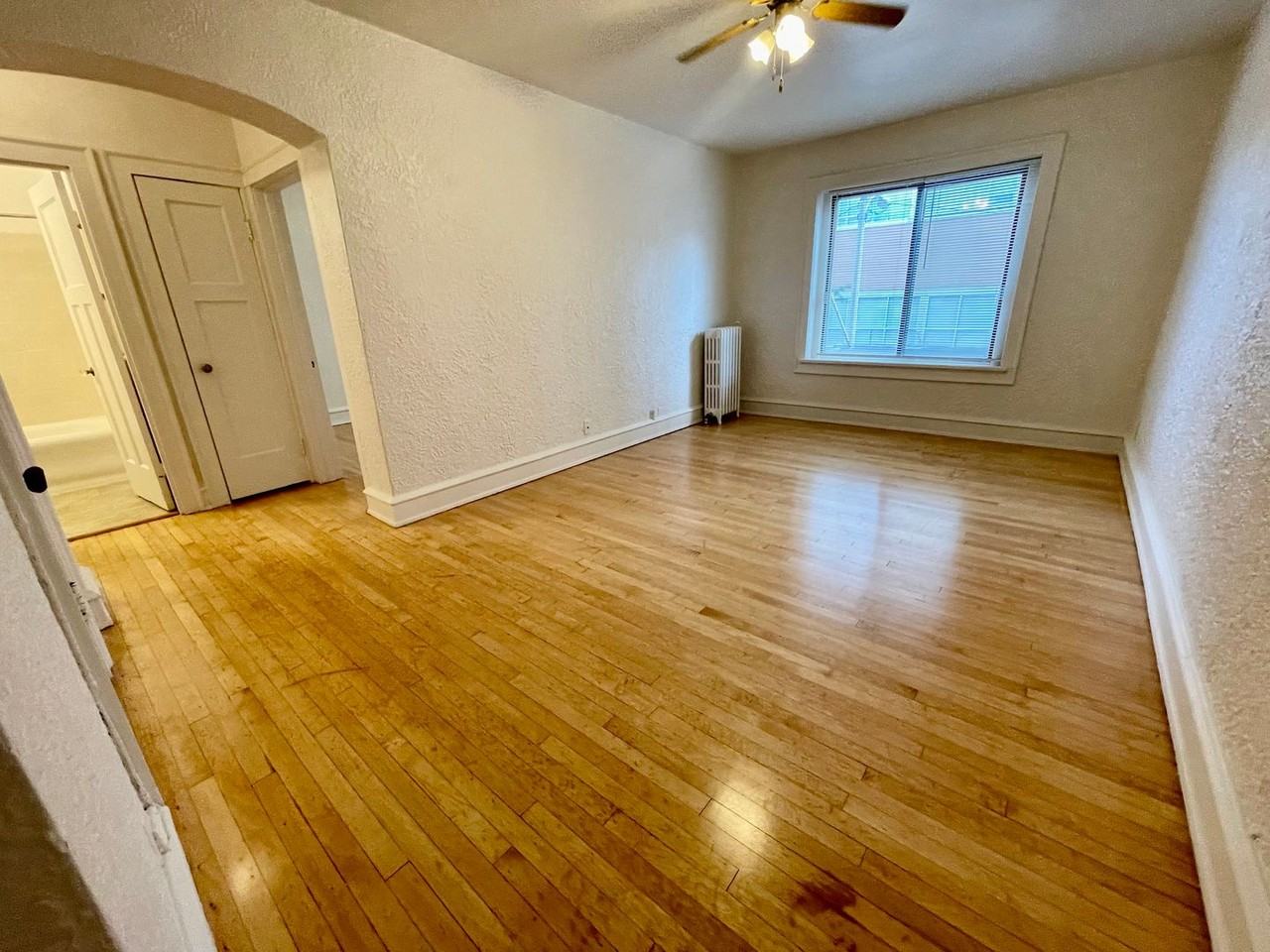 2027 N Prospect - Photo 2 of 19
