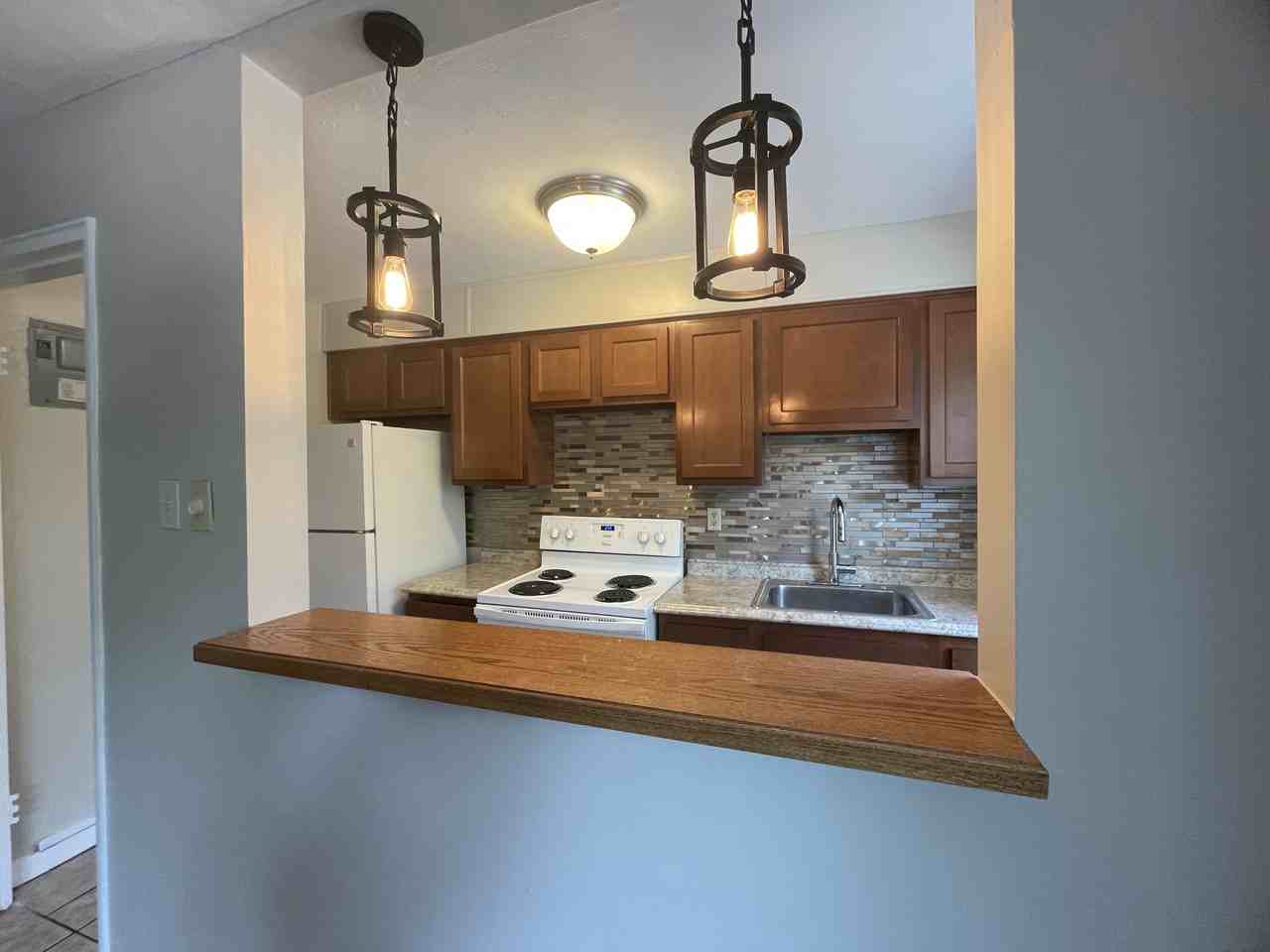 FRIENDSHIP COURT -- 162 - Photo 2 of 32