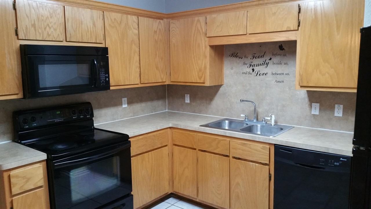 1612 Aztec Trace - Photo 3 of 21