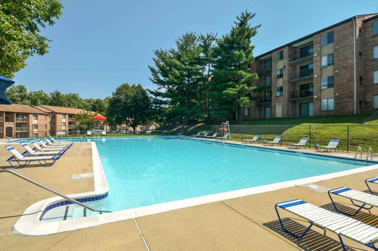 The Flats at Columbia Pike - Photo 4 of 24