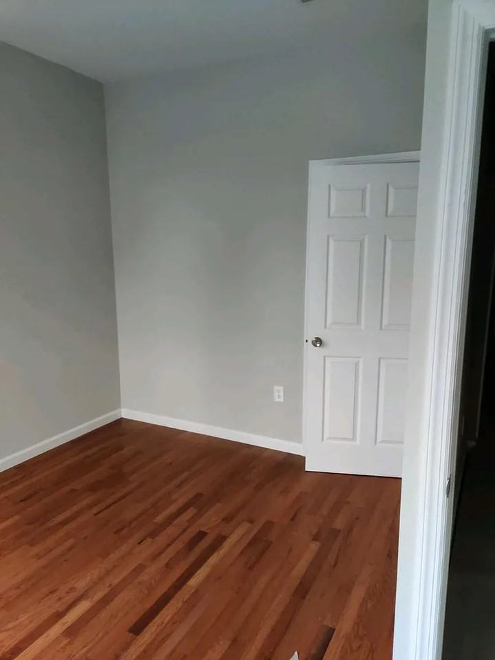 264 Garside Street #1 - Photo 5 of 10