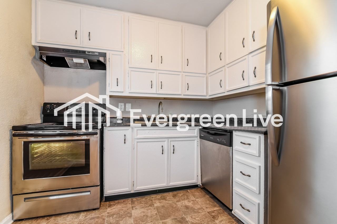 3514 Harvest Ave - Photo 4 of 8