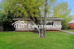 4114 N Irvington Ave - Photo 1 of 1