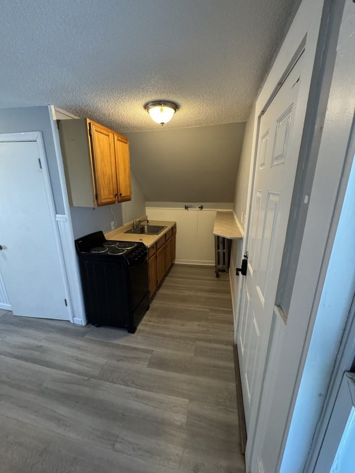 251 Main Street - Photo 2 of 9