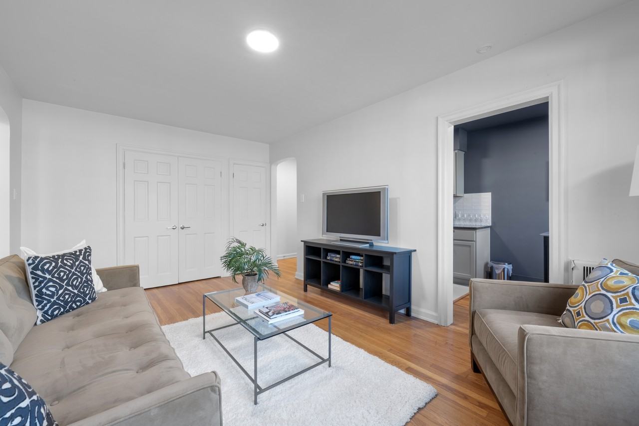 441 East Town Street - Photo 4 of 50