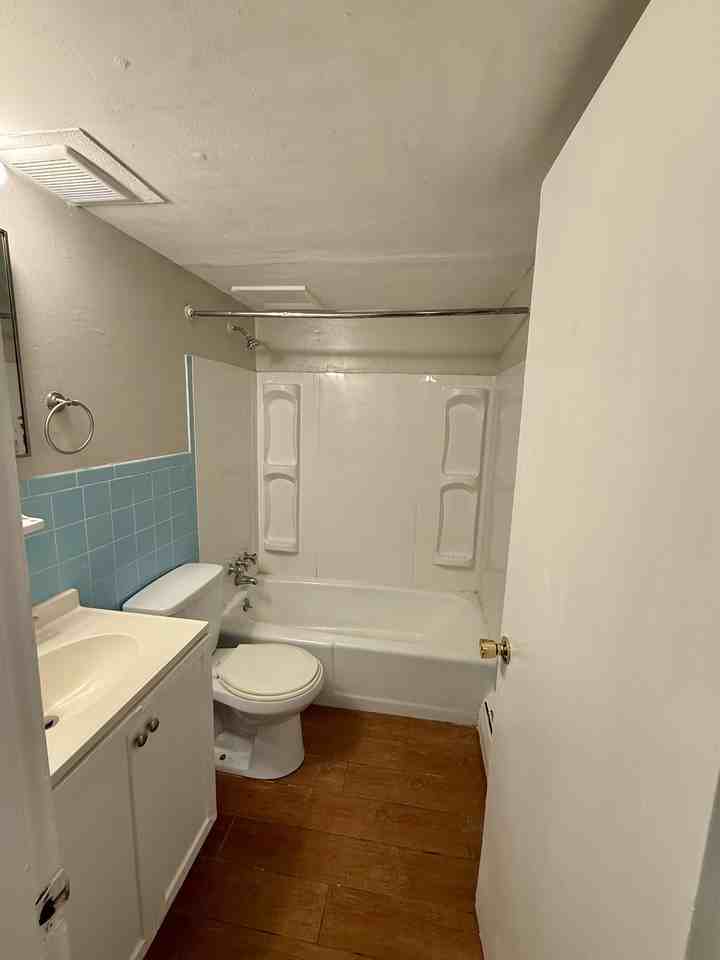 342 Lookout Avenue - Photo 5 of 9