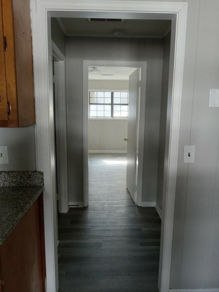 460 Richardson Road Southeast - Photo 6 of 10