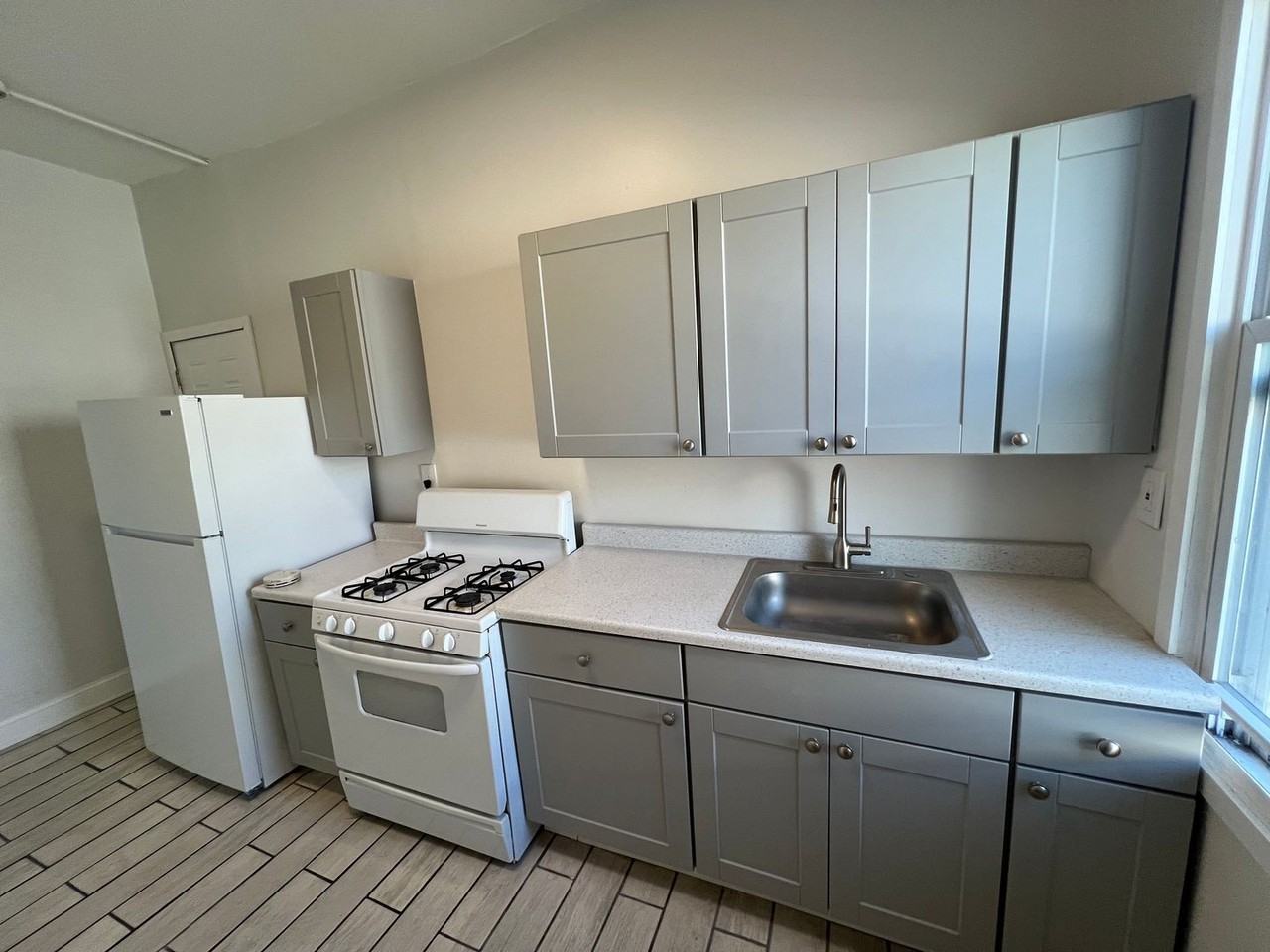 115 Northampton St #9 - Photo 2 of 8