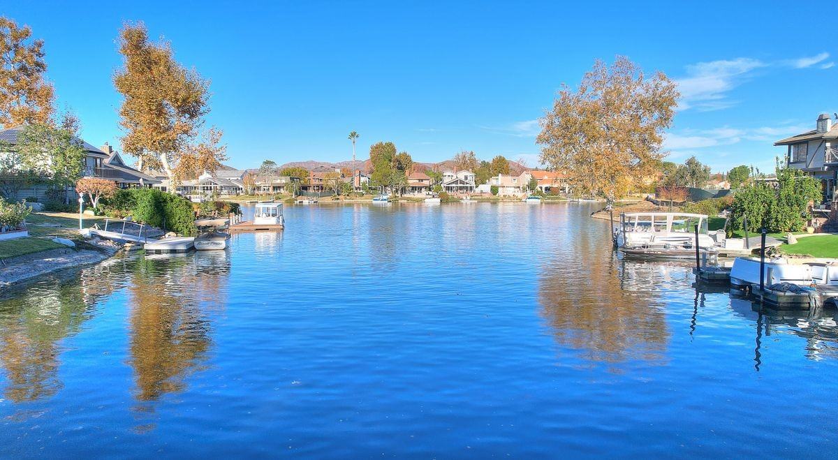 3800 Weatherly Circle