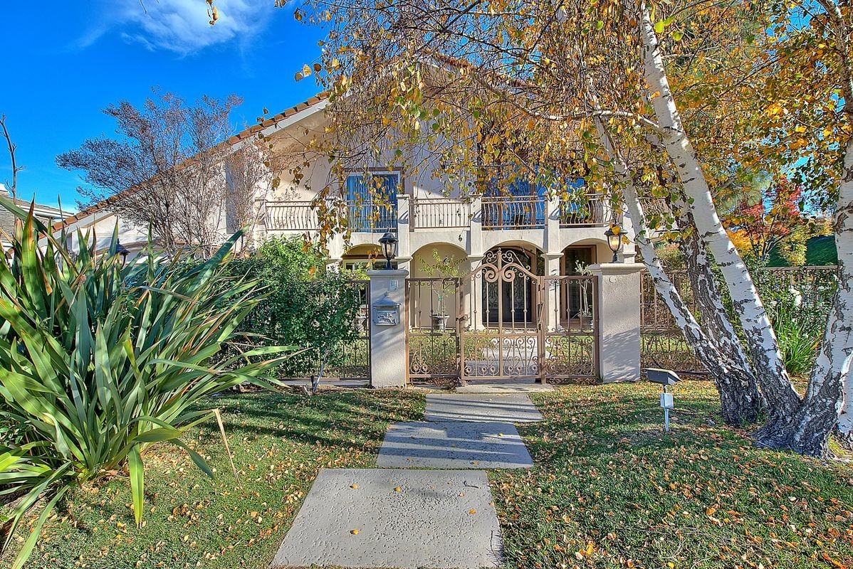 3800 Weatherly Circle - Photo 2 of 9