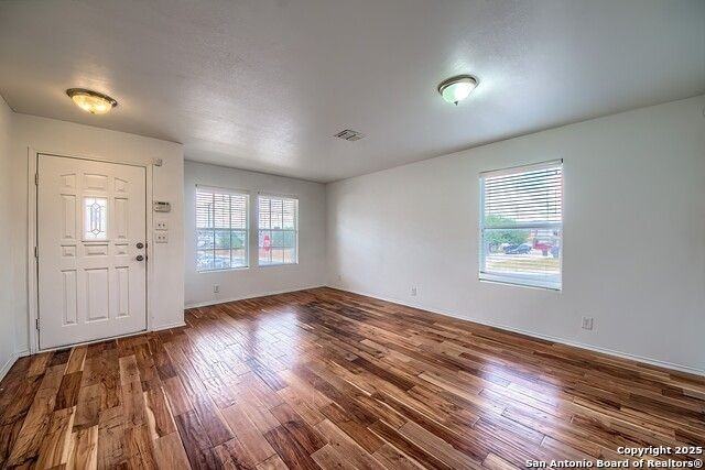 6102 6102 Kingston - Photo 3 of 21