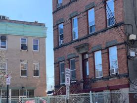 1101 43rd St ##B2 - Photo 1 of 1