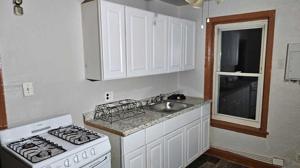 348 Taylor Ter ##A - Photo 6 of 17