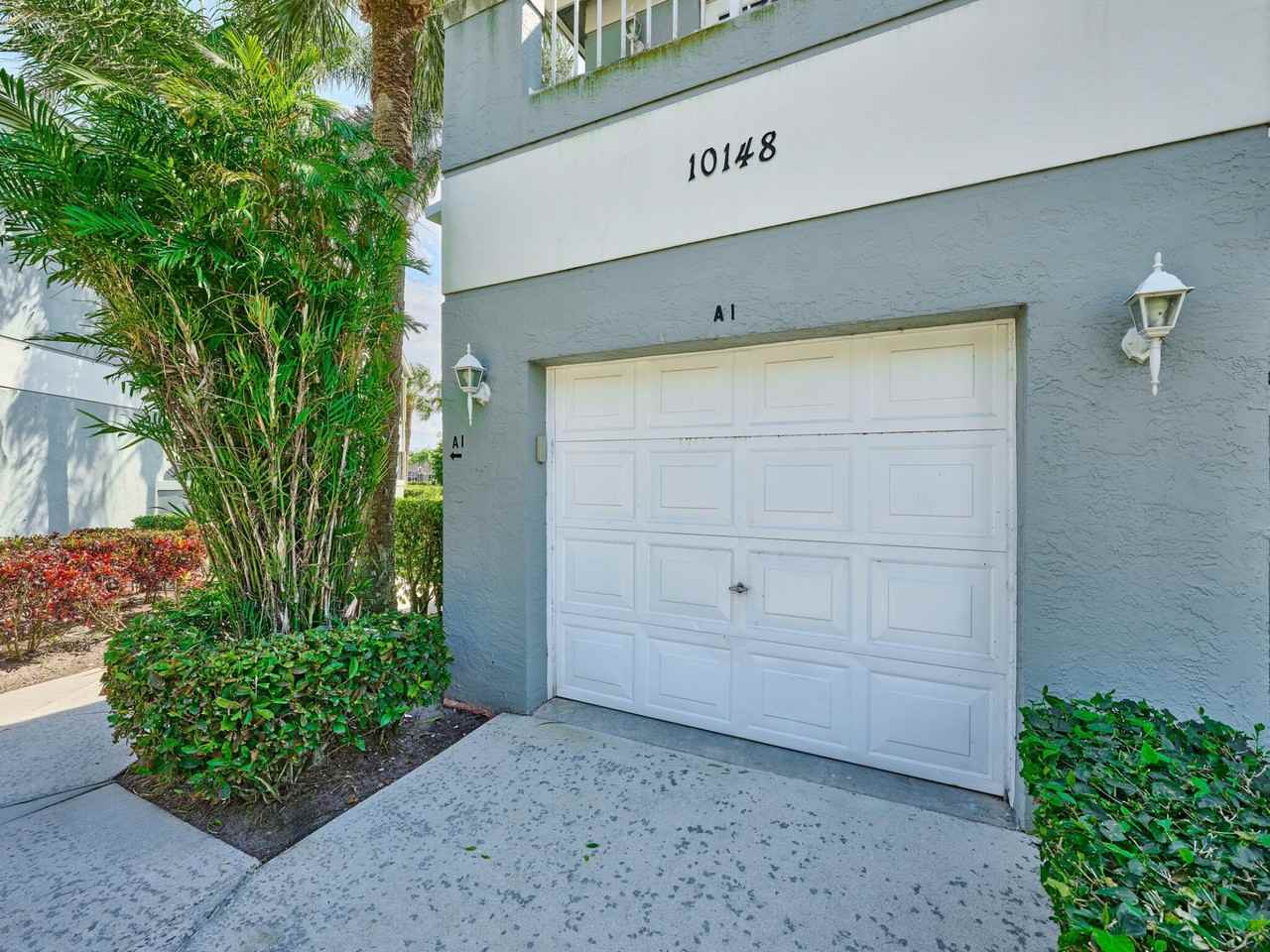 10148 Andover Coach Cir #A1 - Photo 3 of 40