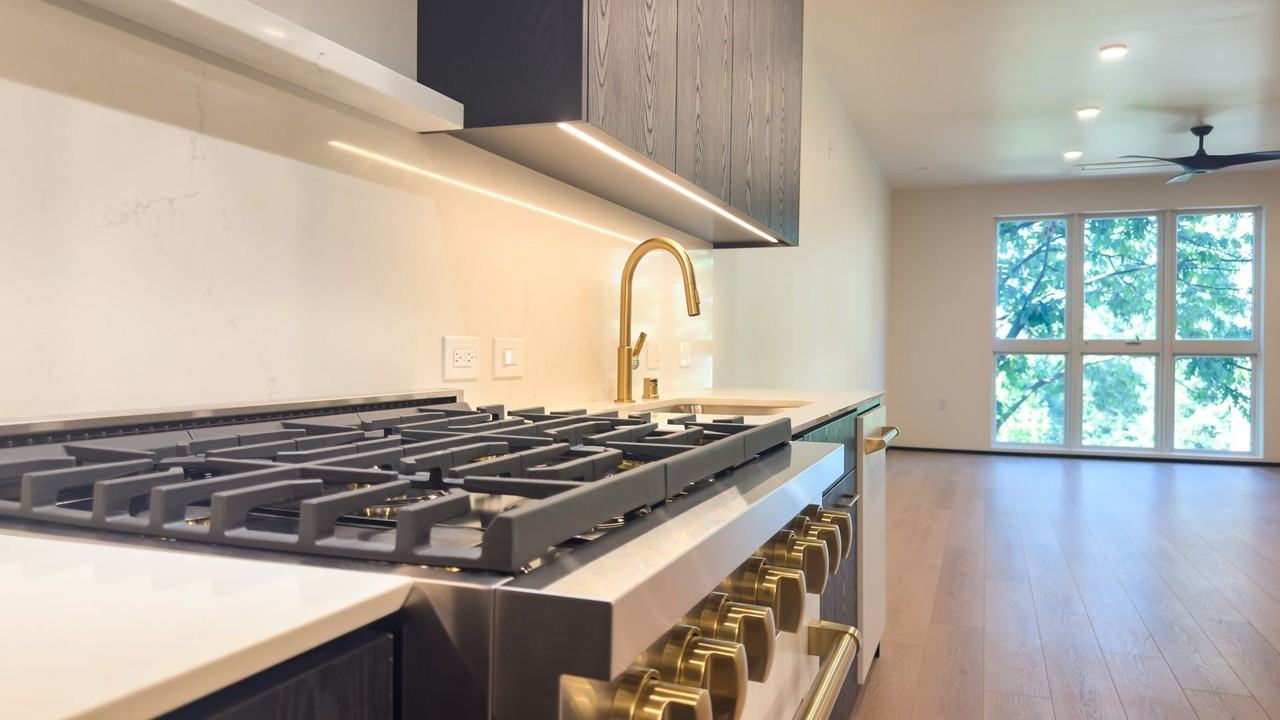 Cypress at N - Photo 4 of 50