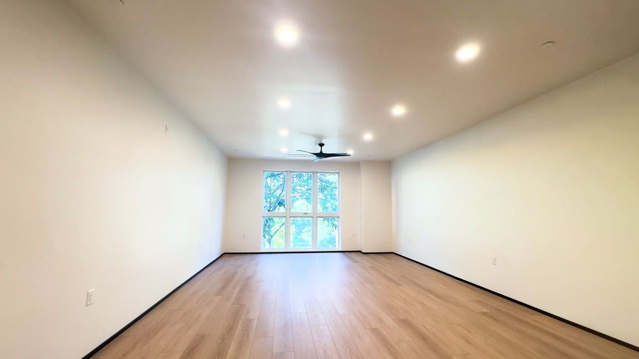 Cypress at N - Photo 7 of 50