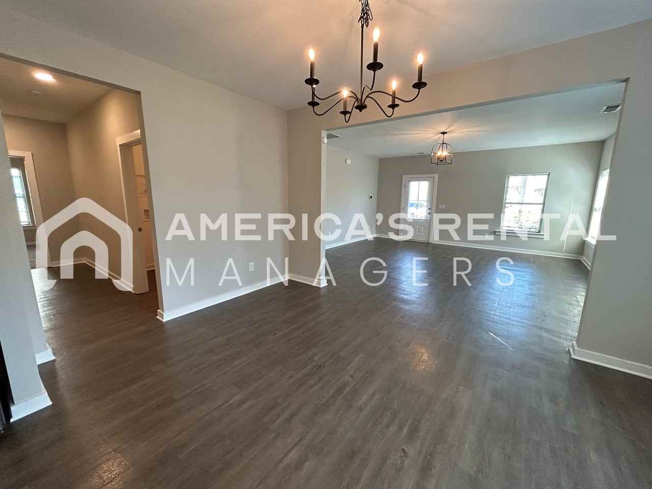 1505 Brookhaven Dr - Photo 7 of 33