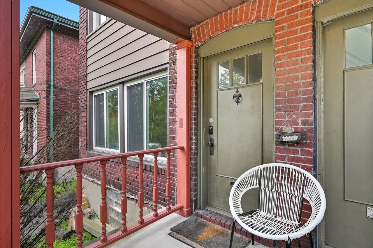 6656 Woodwell Street - Photo 3 of 35