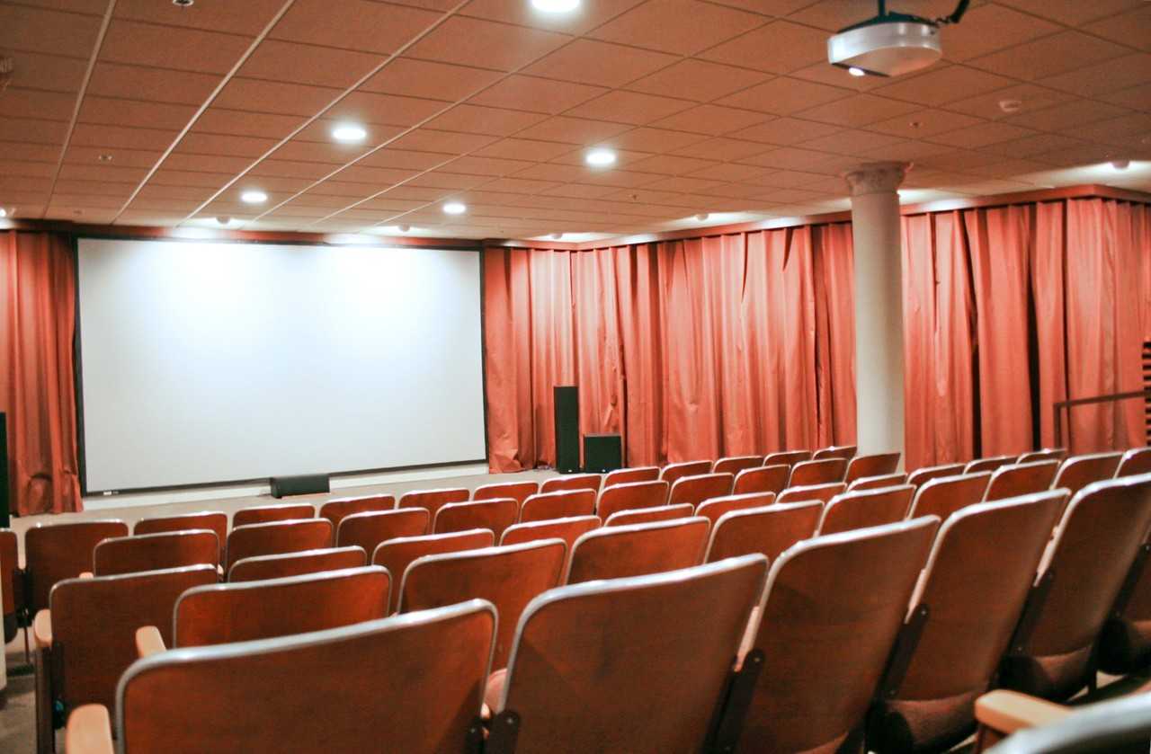 Courtyard at Highpointe - Photo 7 of 32