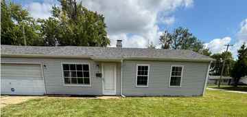 featured image of 16 Westwood Dr