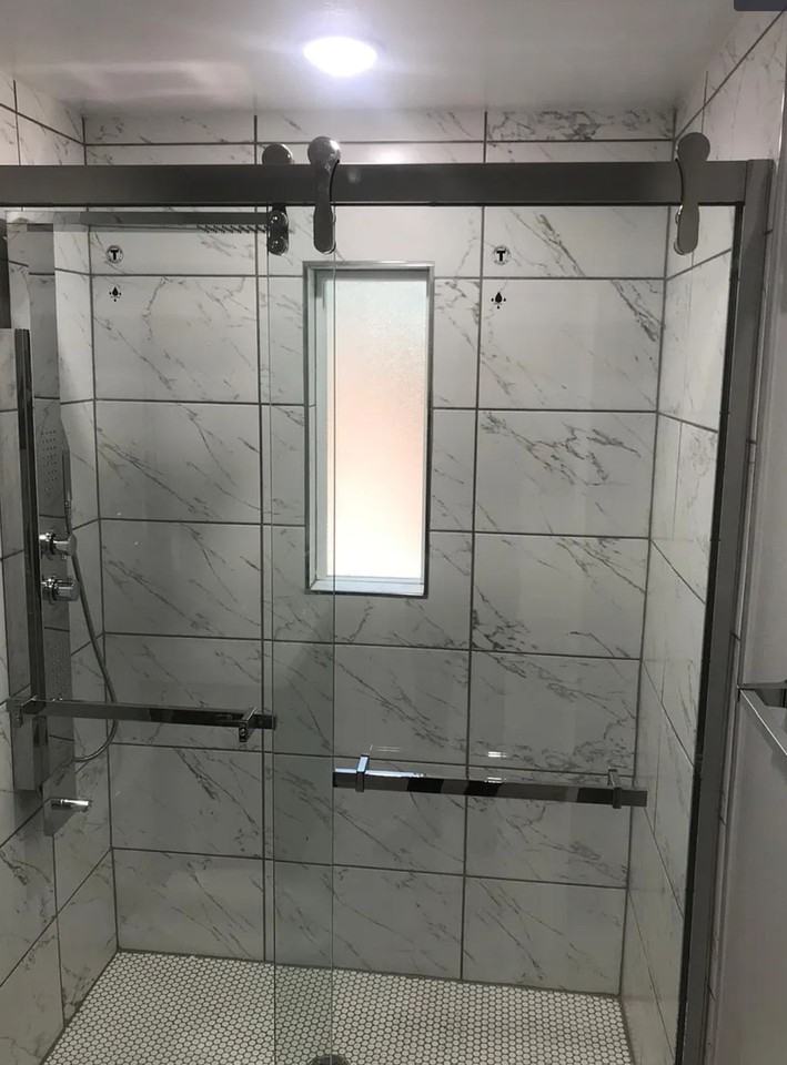 1414 Bennett Ave - Photo 2 of 8