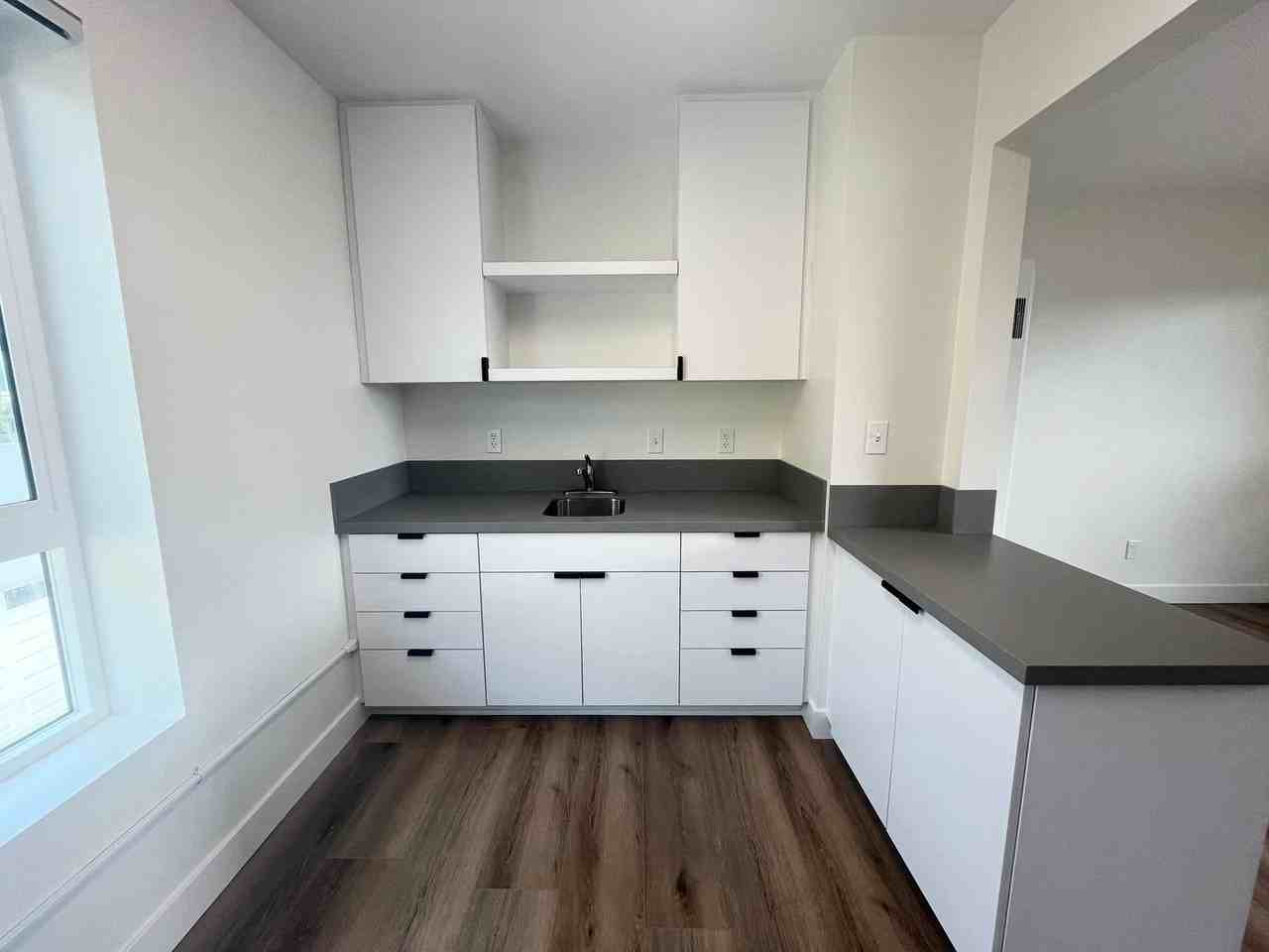 3540 Mission Blvd - Photo 5 of 34