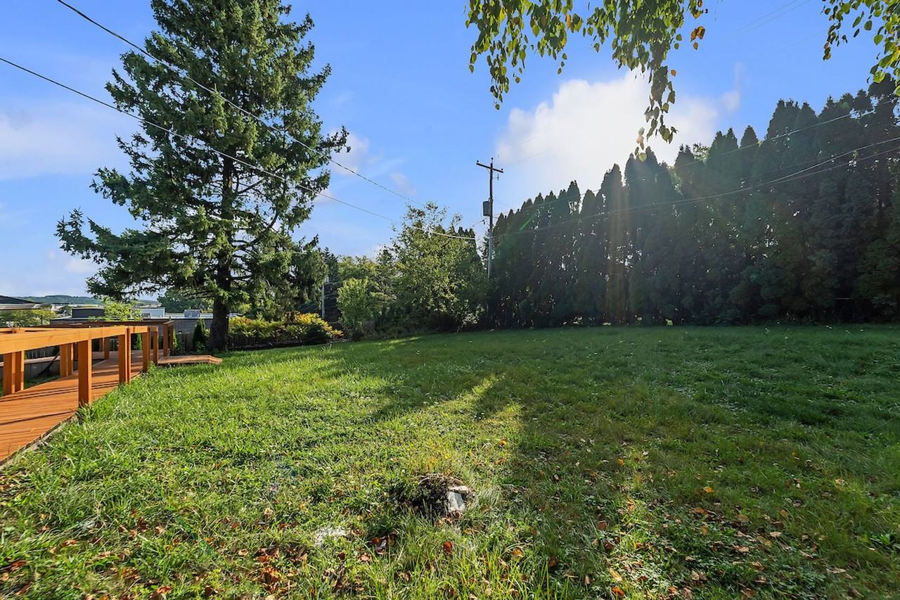 21795 Longview Drive - Photo 5 of 30