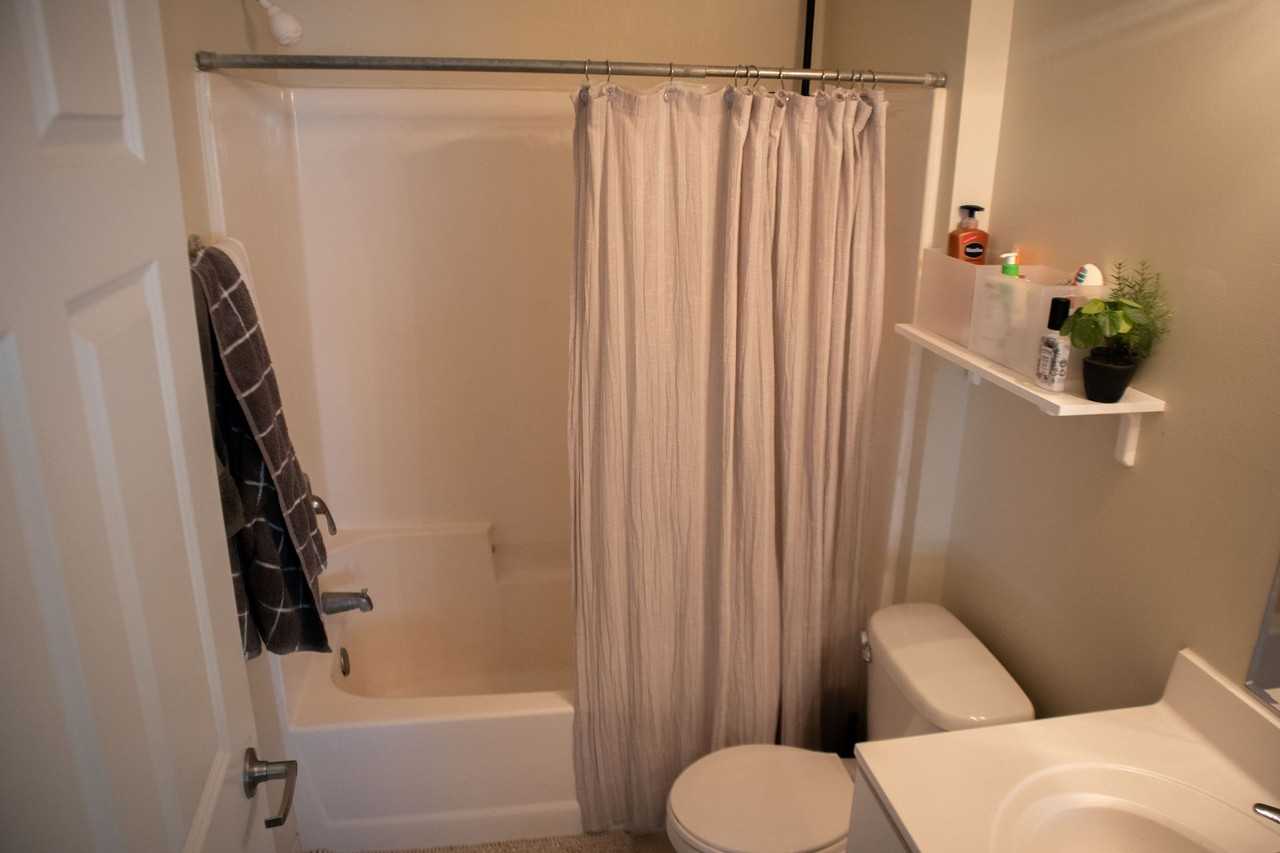 Thomas Place - Photo 5 of 10