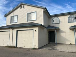 featured image of 2511 E Spruce St