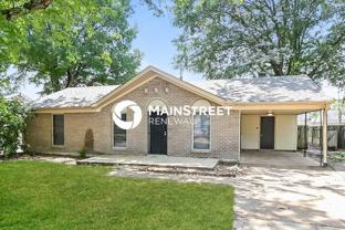 2895 Devon Cir - Photo 1 of 1