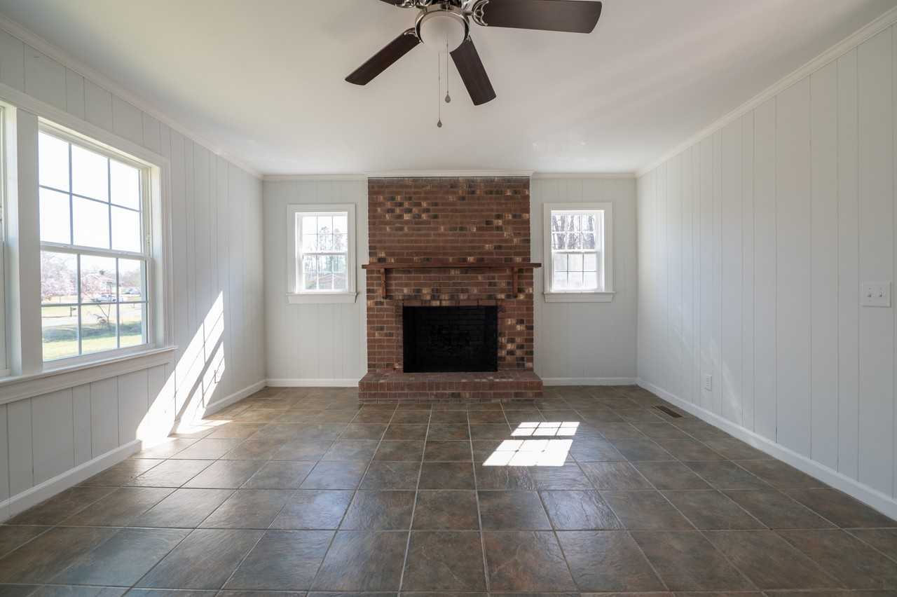 1437 Briarcliff Dr #NA - Photo 2 of 32