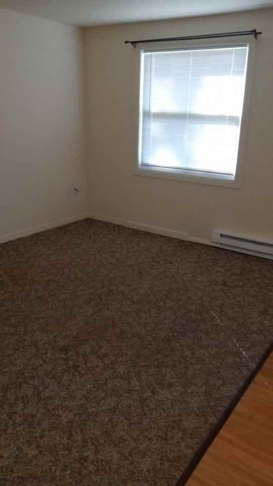 7 Callahan Dr #2 - Photo 3 of 11