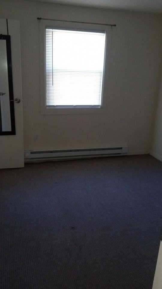 7 Callahan Dr #2 - Photo 5 of 11